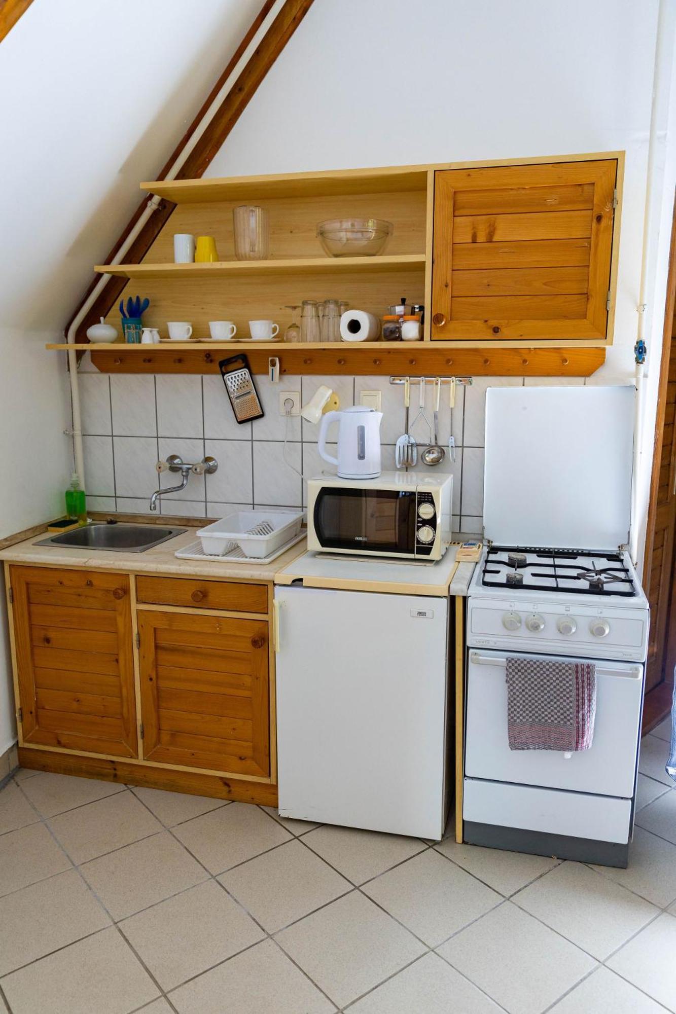قرية بالاتونودفاري Gesztenye Nyaralopark المظهر الخارجي الصورة